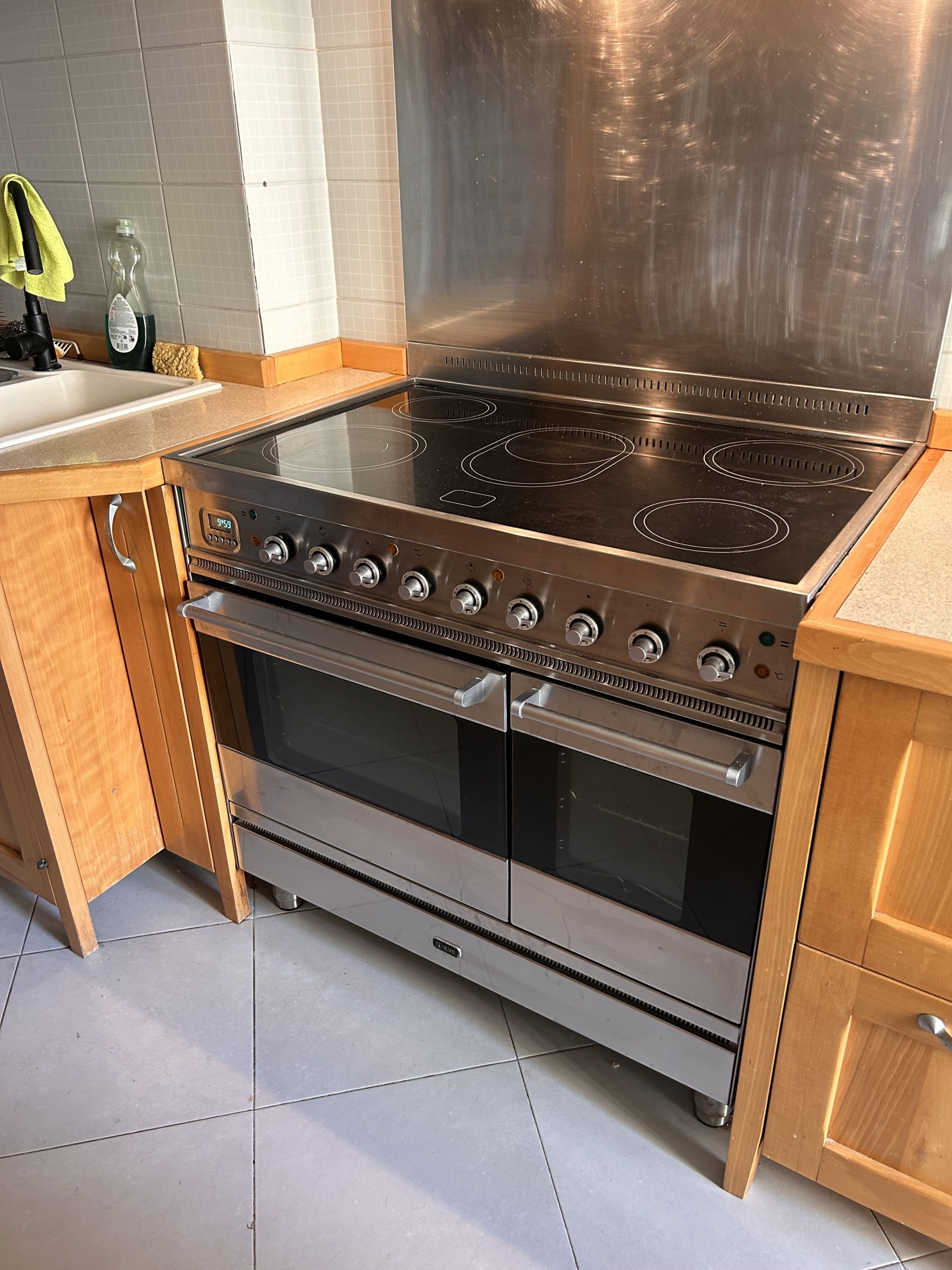 Piano de cuisson Ilve aux environs de Monaco